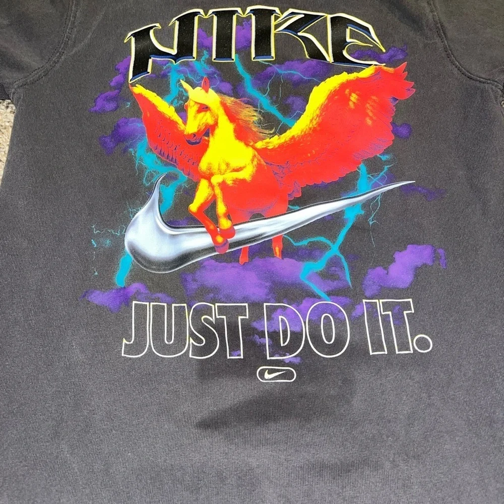 Nike Sportswear Logo Tee Shirt Gray Pegasus YS Youth Size small Loose Fit